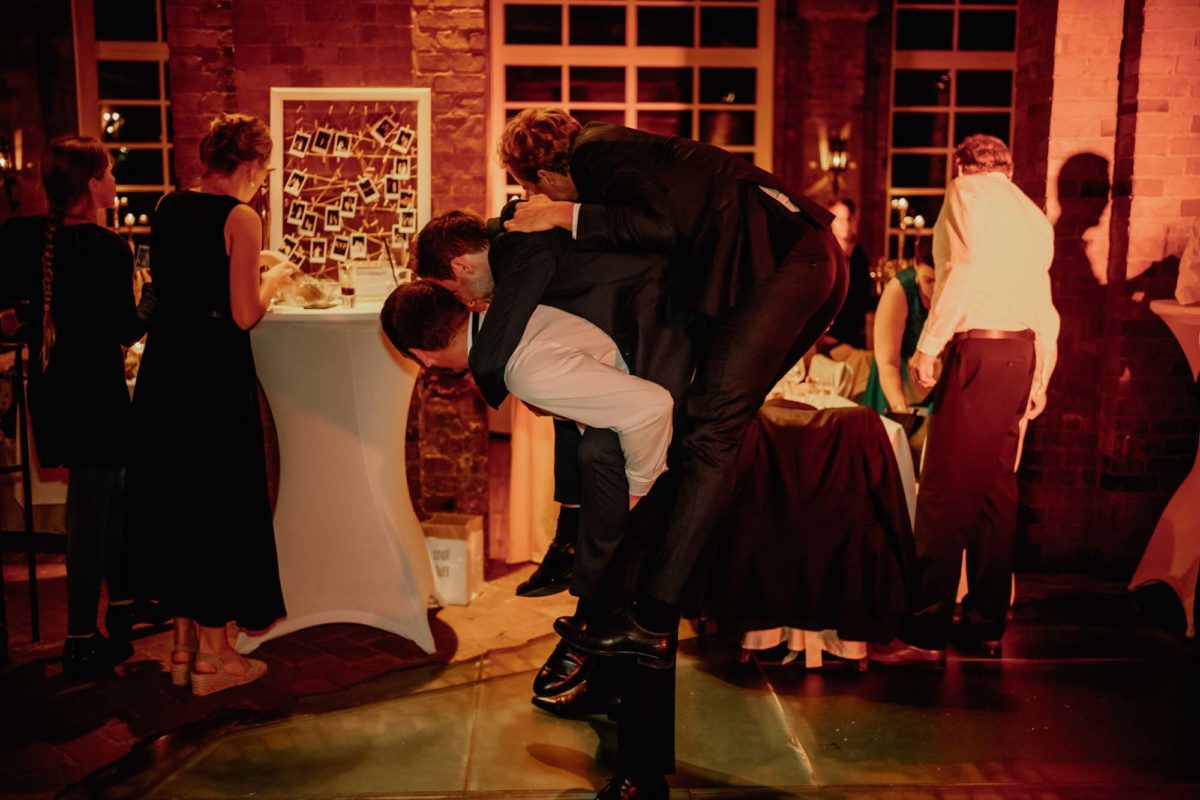 Hochzeit im Hardenbergschen Haus und in der Burg Königsworth