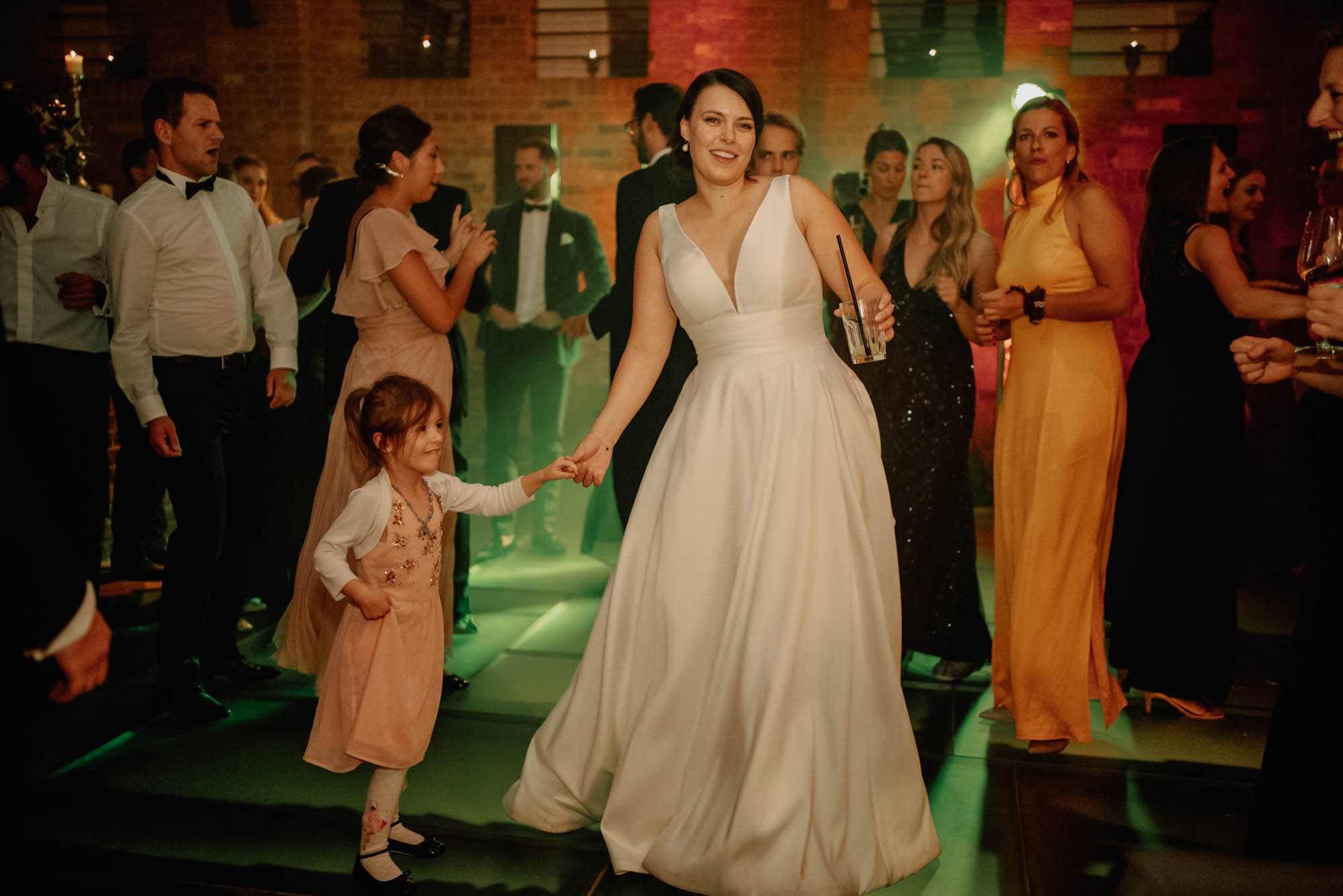 Hochzeitsfotograf Hannover – Hochzeit im Hardenbergschen Haus & Burg Königsworth Hochzeitsfotograf Hannover – Hochzeit im Hardenbergschen Haus & Burg Königsworth