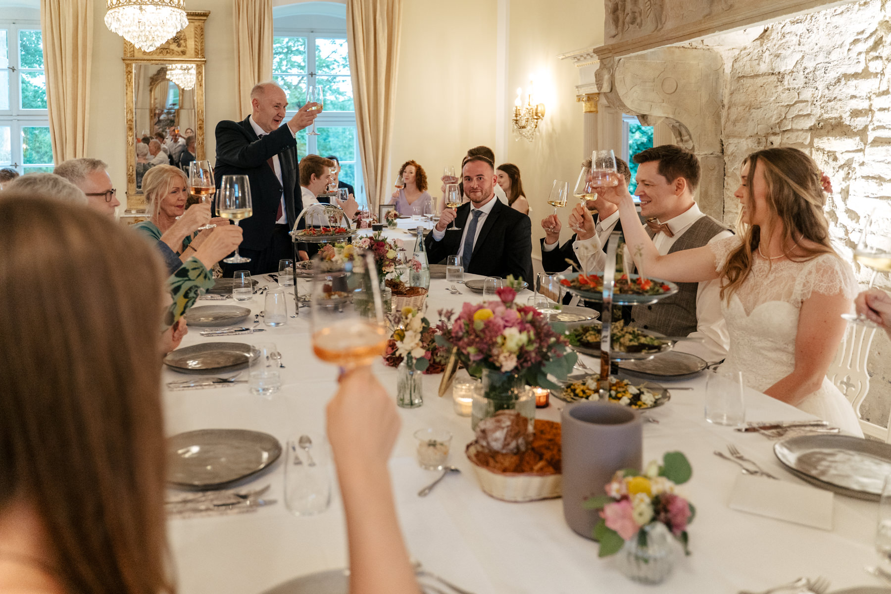 Romantische Sommerhochzeit im Schloss von Hammerstein